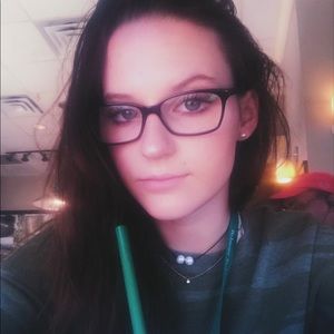 Meet your Posher, Madi